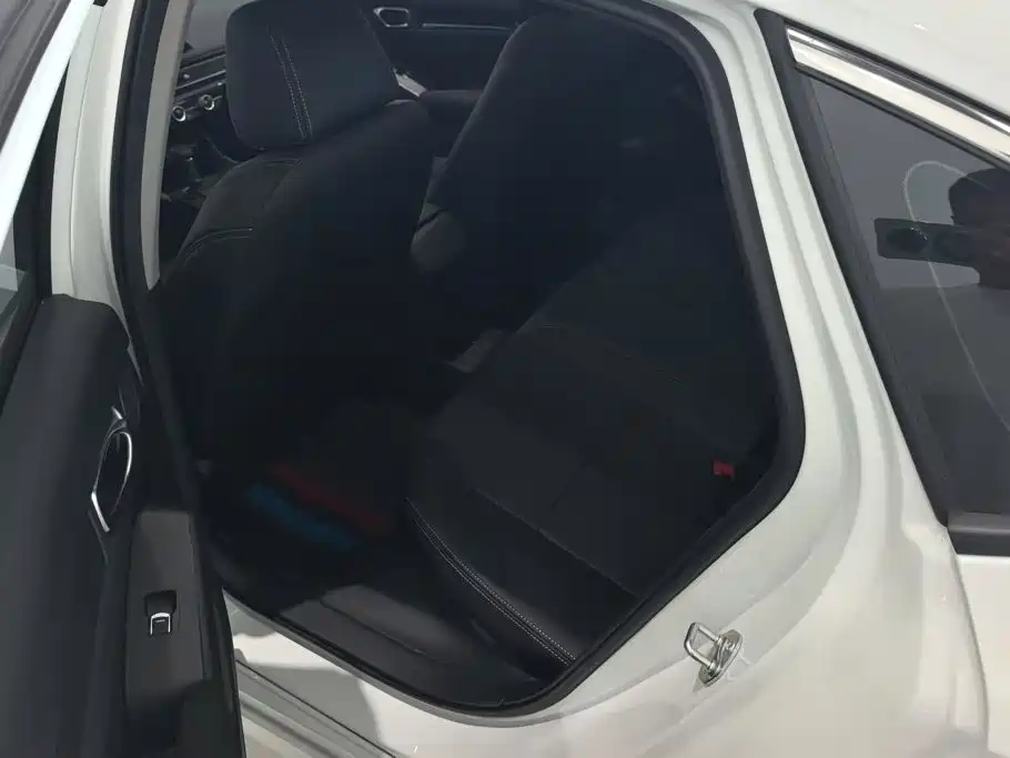 Honda Civic — фото 11