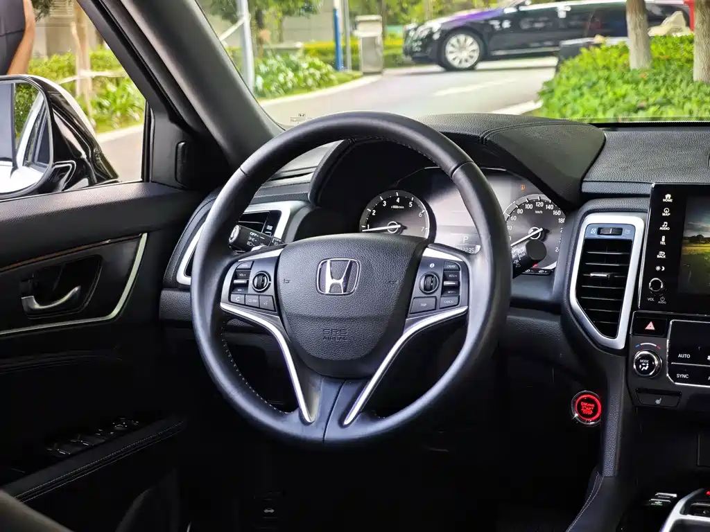 Honda UR-V — фото 7