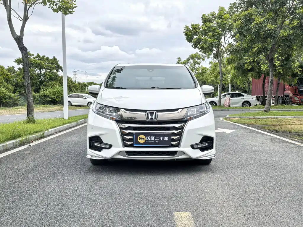 Honda Odyssey — фото 2