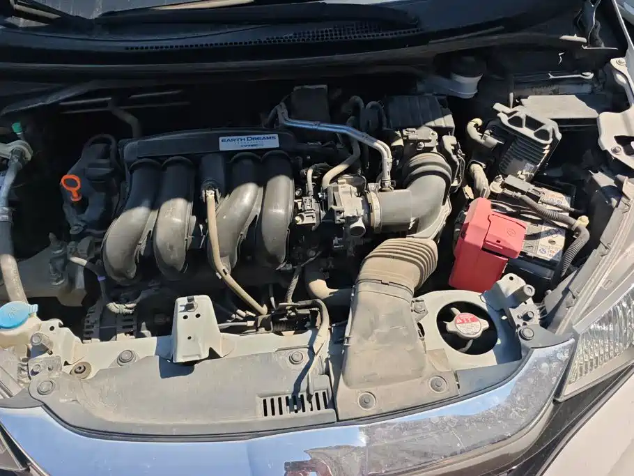 Honda Fit — фото 10