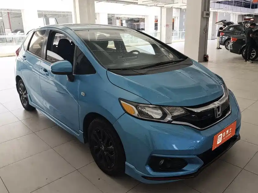 Honda Fit — фото 2