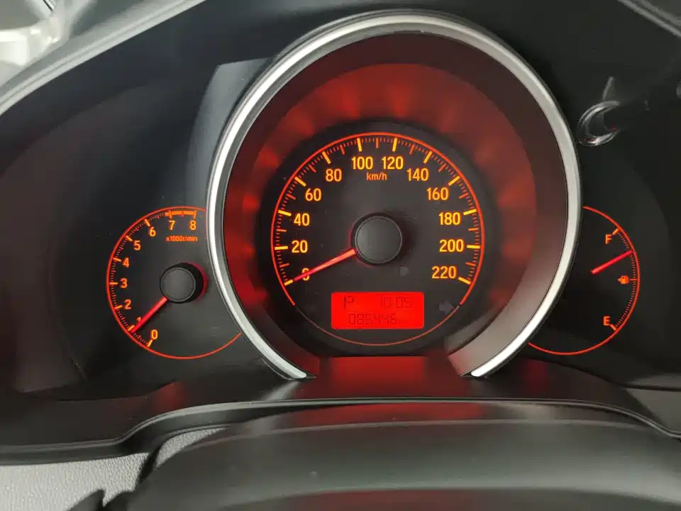 Honda Fit — фото 9