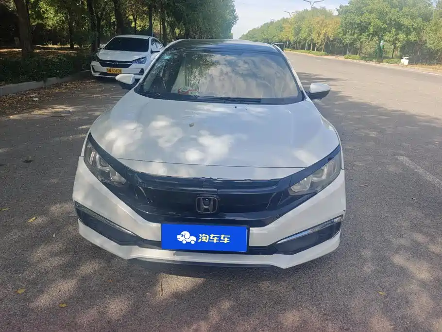 Honda Civic — фото 2