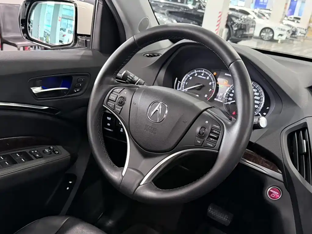 Acura MDX — фото 13