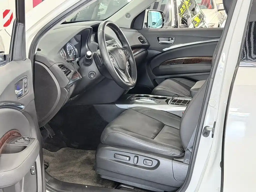 Acura MDX — фото 6