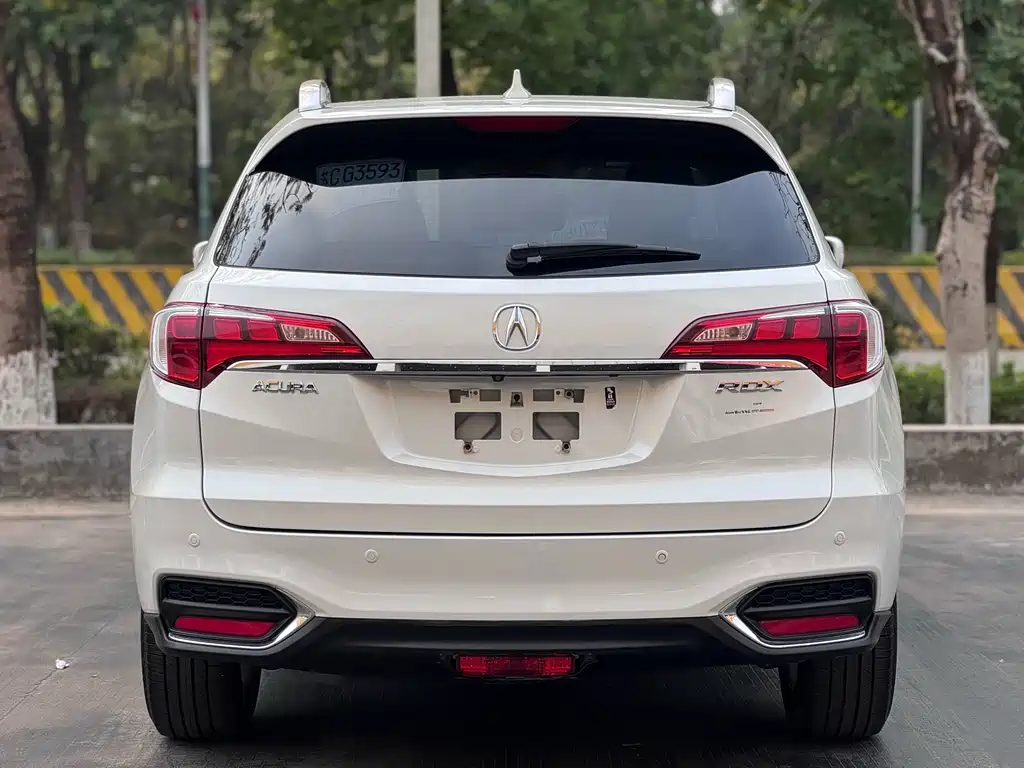Acura RDX (Import) — фото 9