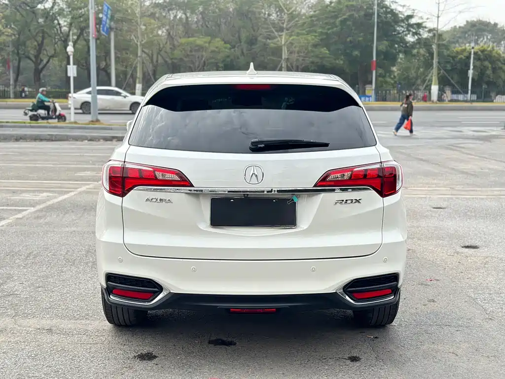 Acura RDX (Import) — фото 15