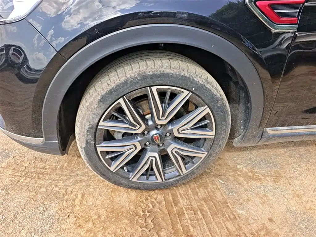 Hongqi Hongqi HS5 — фото 22