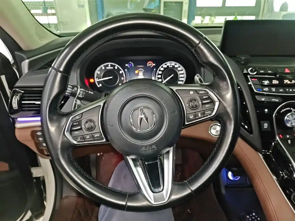 Acura RDX — фото 11