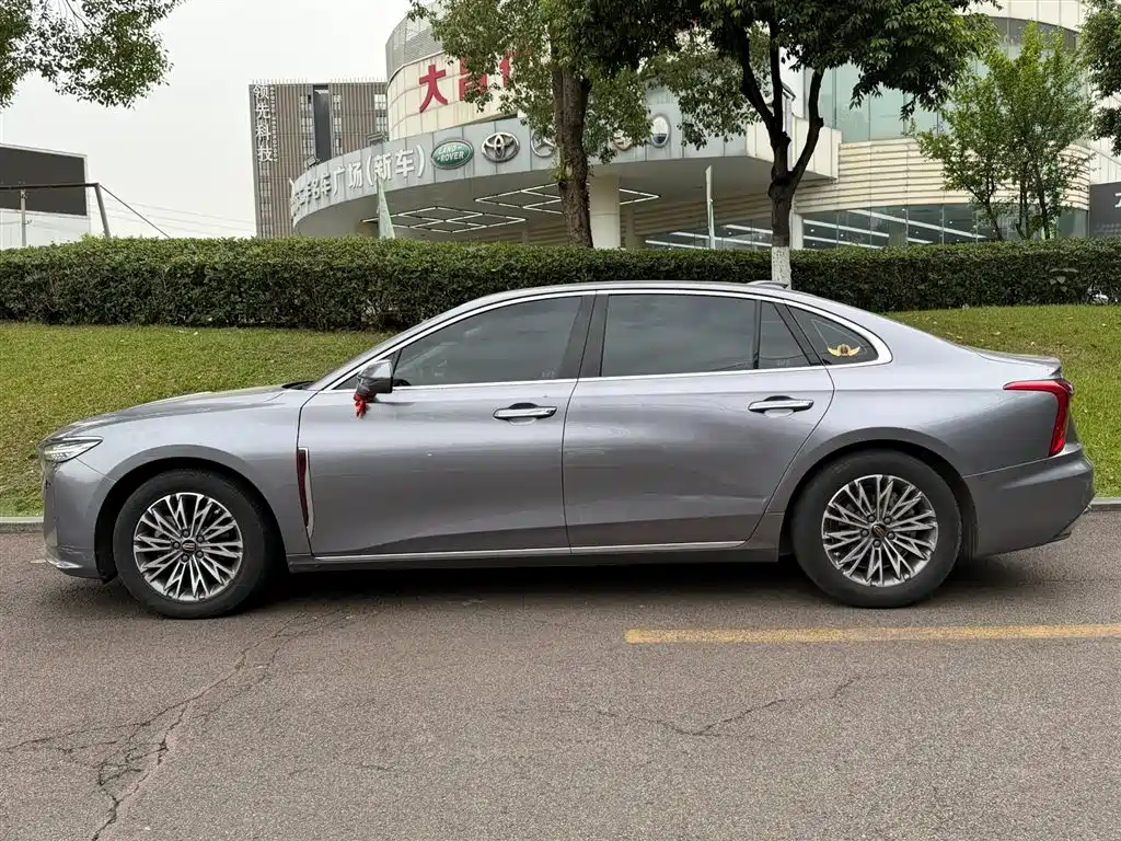 Hongqi Hongqi H5 — фото 3