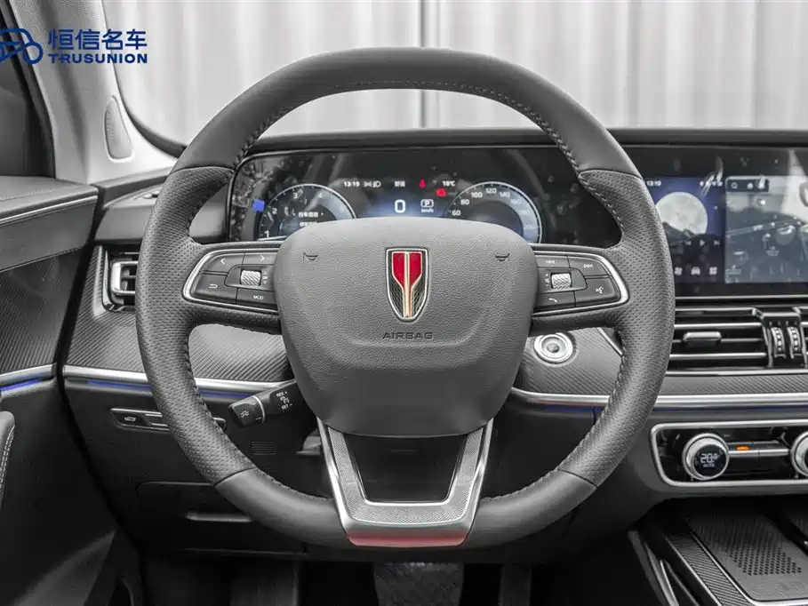 Hongqi Hongqi HS5 — фото 17