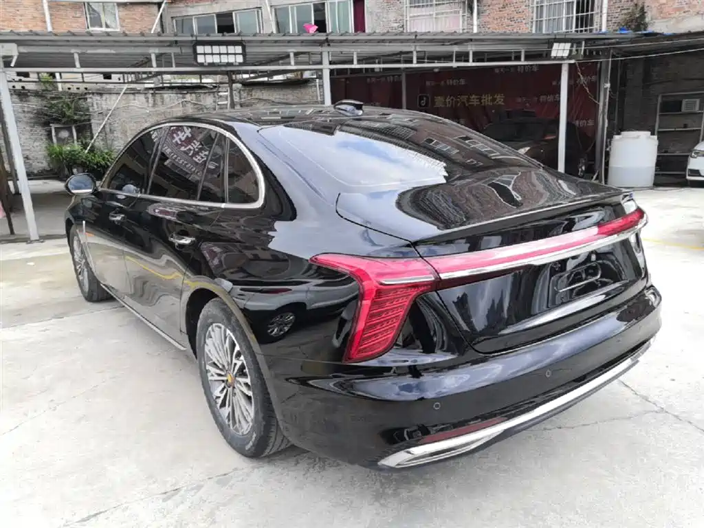 Hongqi Hongqi H5 — фото 5