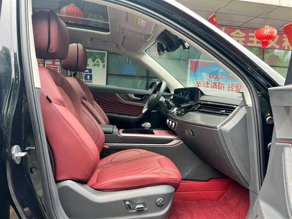 Hongqi Hongqi HS5 — фото 18