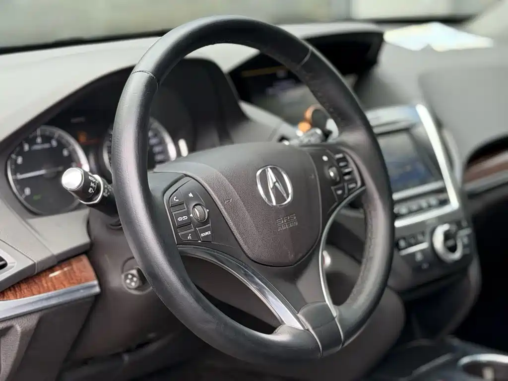 Acura MDX — фото 4