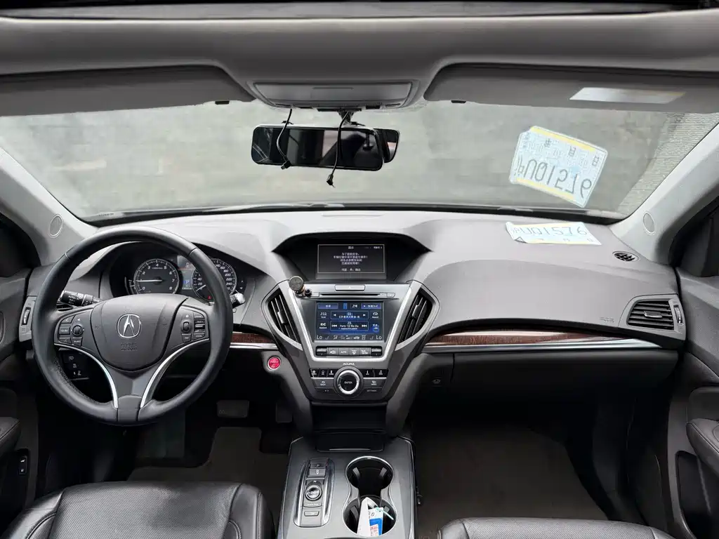 Acura MDX — фото 6