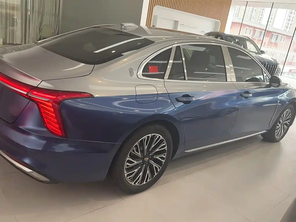 Hongqi Hongqi H5 — фото 13