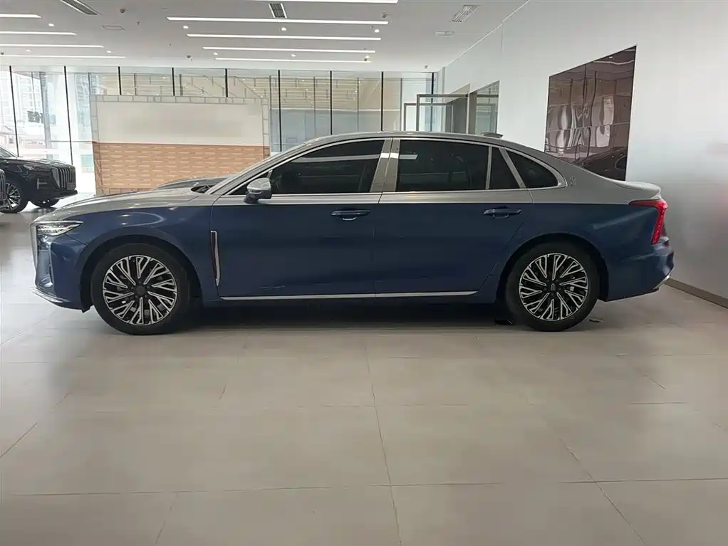 Hongqi Hongqi H5 — фото 10