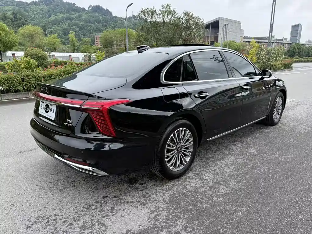 Hongqi Hongqi H5 — фото 12