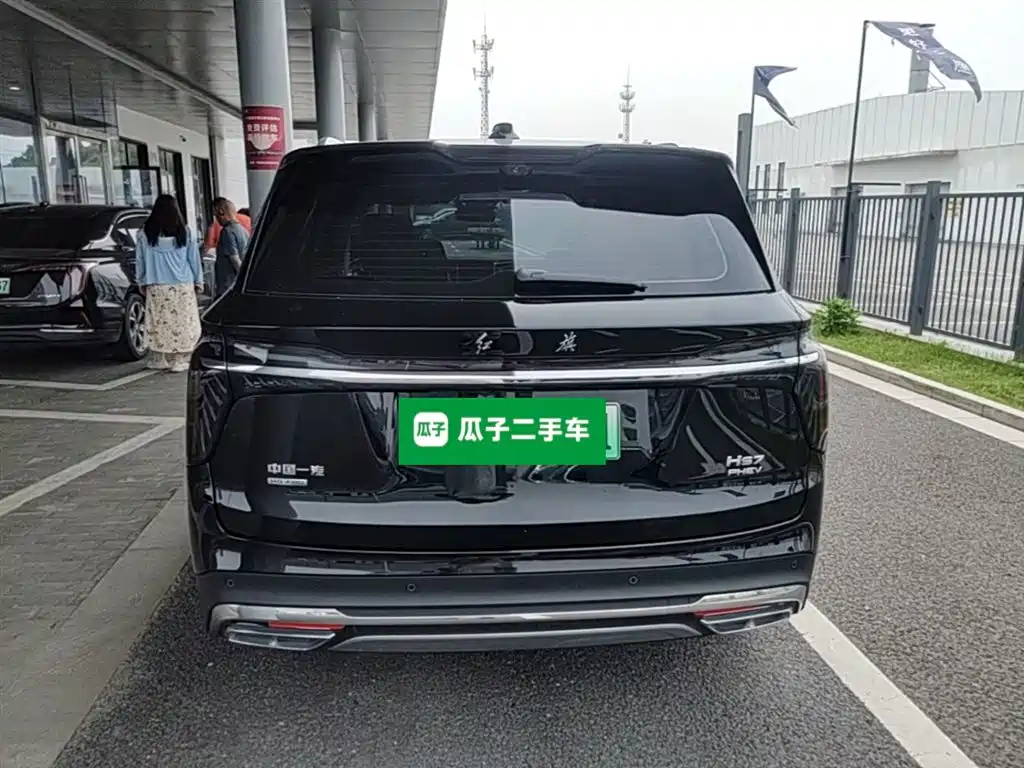 Hongqi Hongqi HS7 PHEV — фото 10