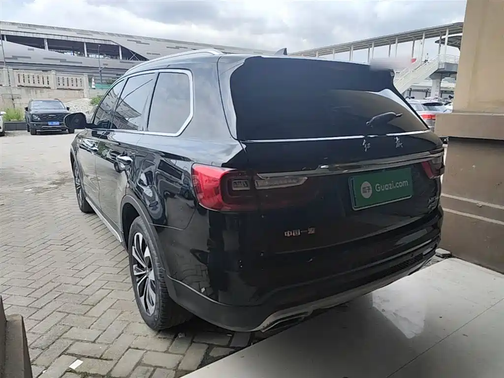 Hongqi Hongqi HS7 — фото 23