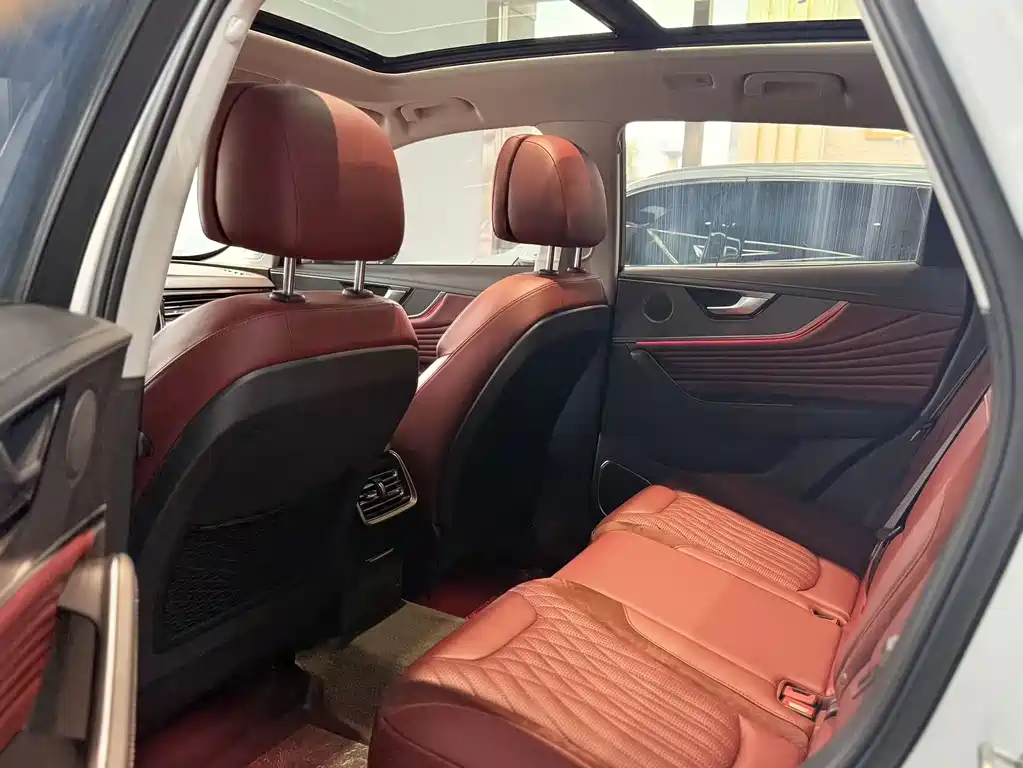 Hongqi Hongqi HS5 — фото 15