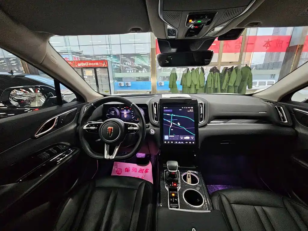 Hongqi Hongqi HS3 — фото 9