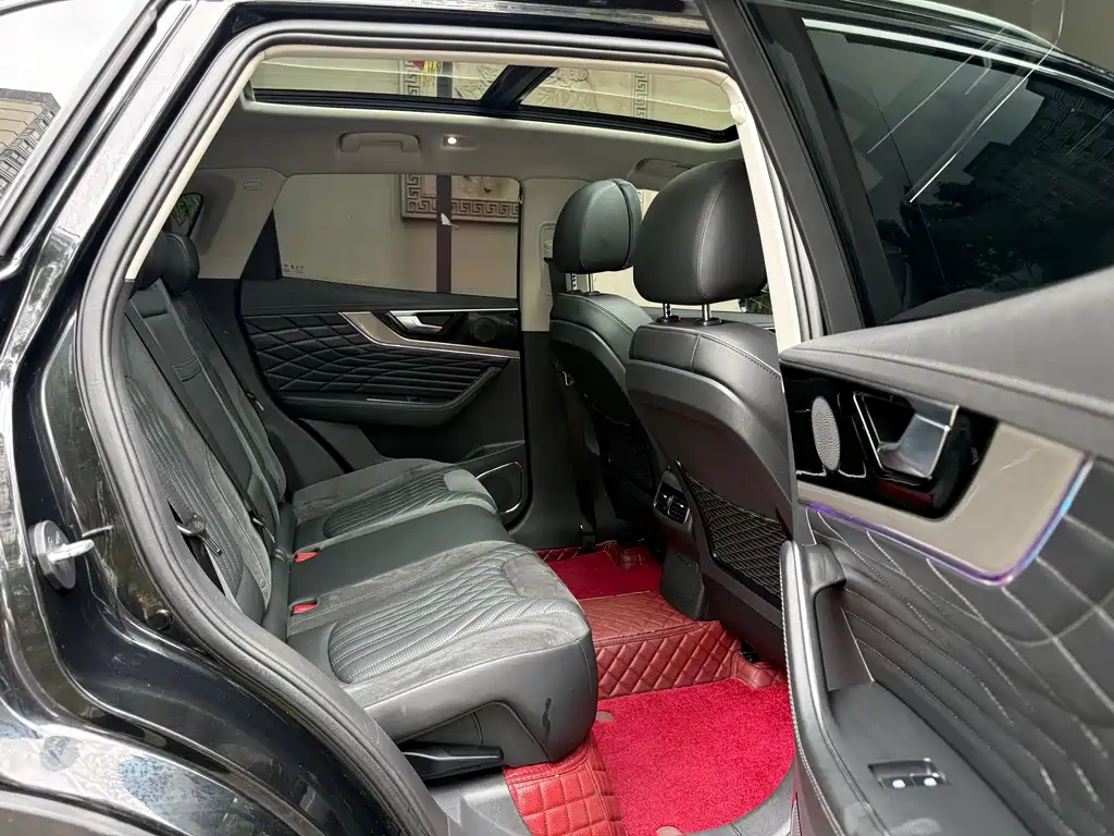 Hongqi Hongqi HS5 — фото 10
