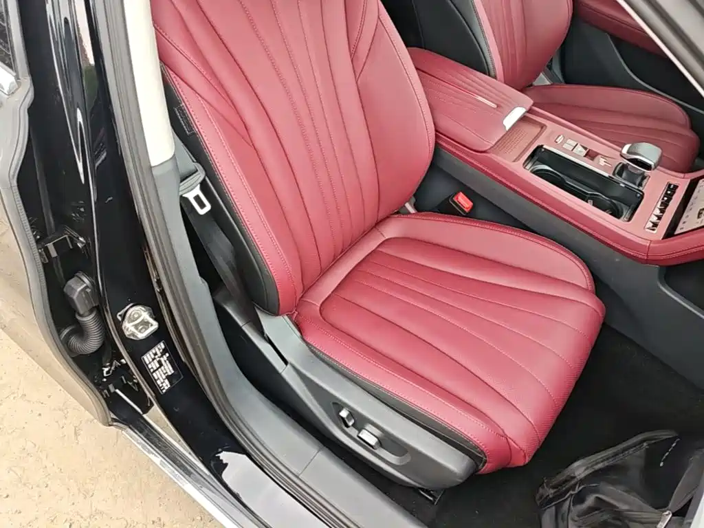 Hongqi Hongqi H5 — фото 25