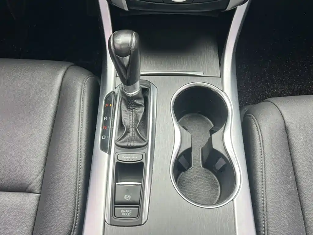 Acura TLX-L — фото 15