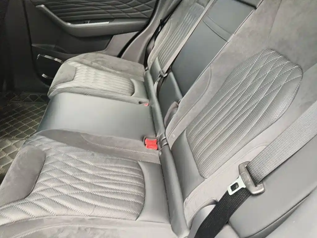 Hongqi Hongqi HS5 — фото 24