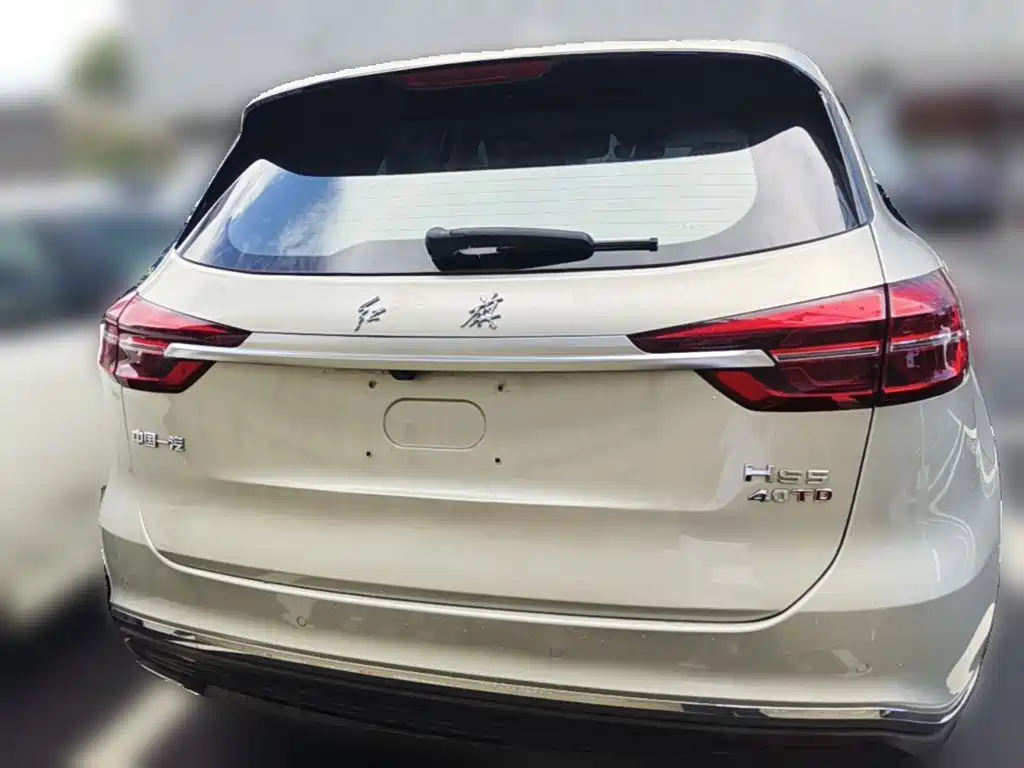 Hongqi Hongqi HS5 — фото 10