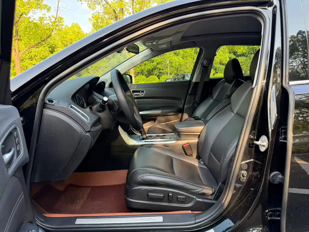 Acura TLX-L — фото 11