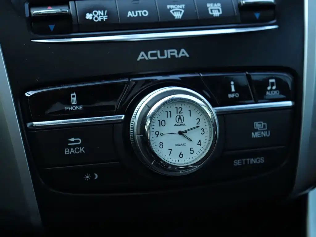 Acura TLX-L — фото 16