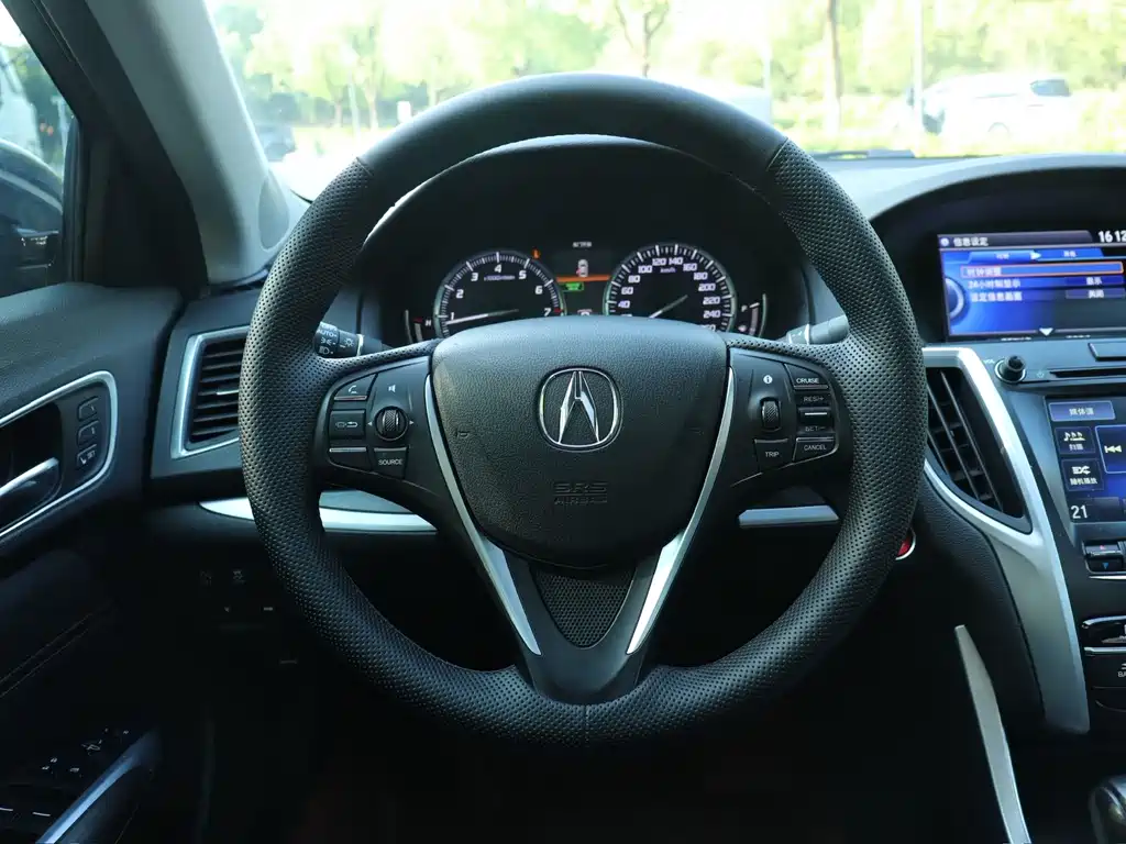 Acura TLX-L — фото 17