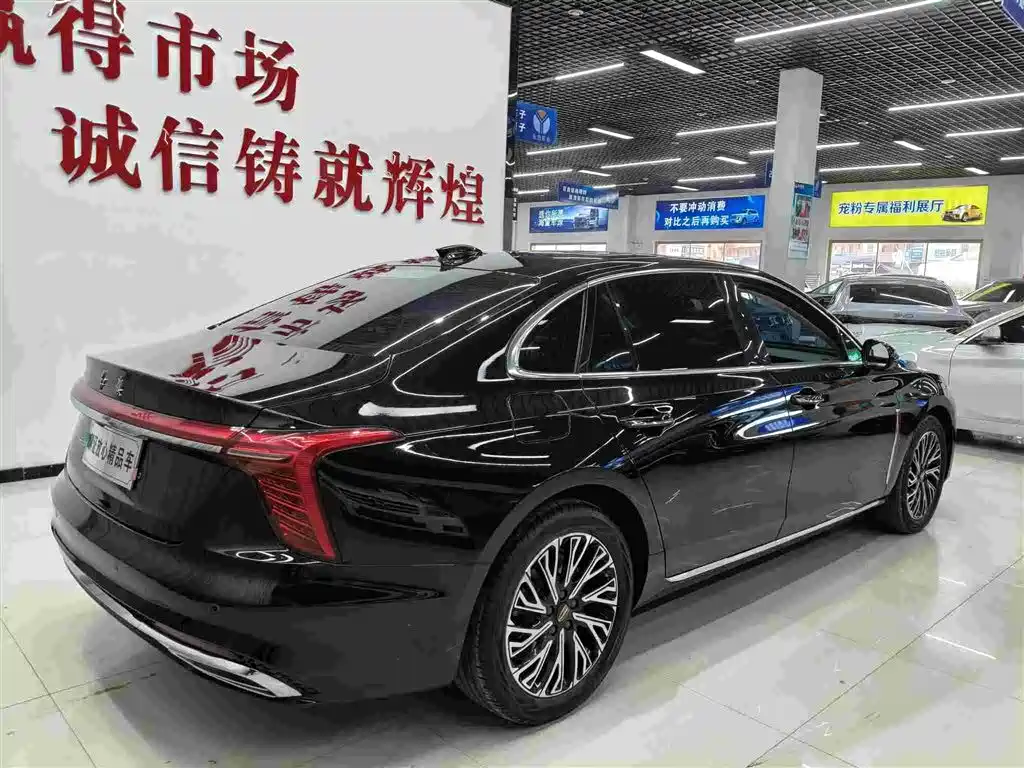 Hongqi Hongqi H5 — фото 6