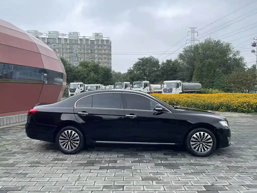 Hongqi Hongqi H7 — фото 4