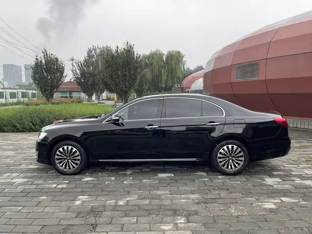 Hongqi Hongqi H7 — фото 5