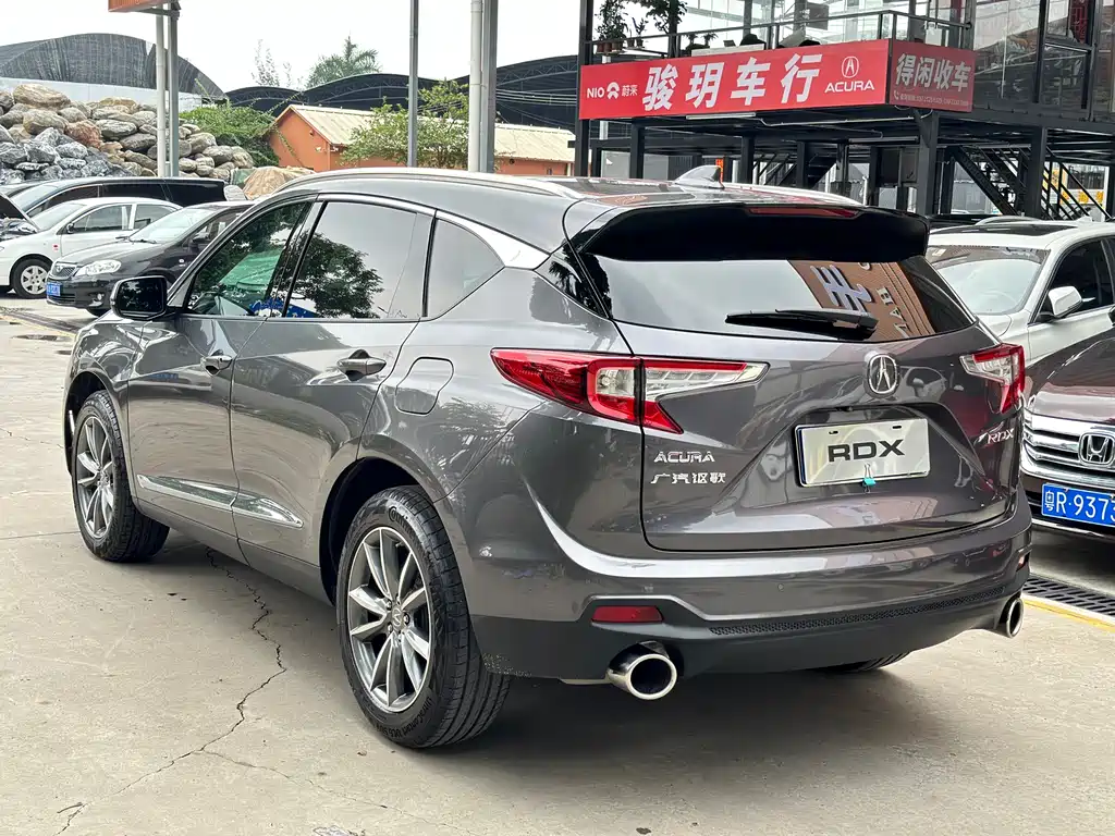 Acura RDX — фото 16