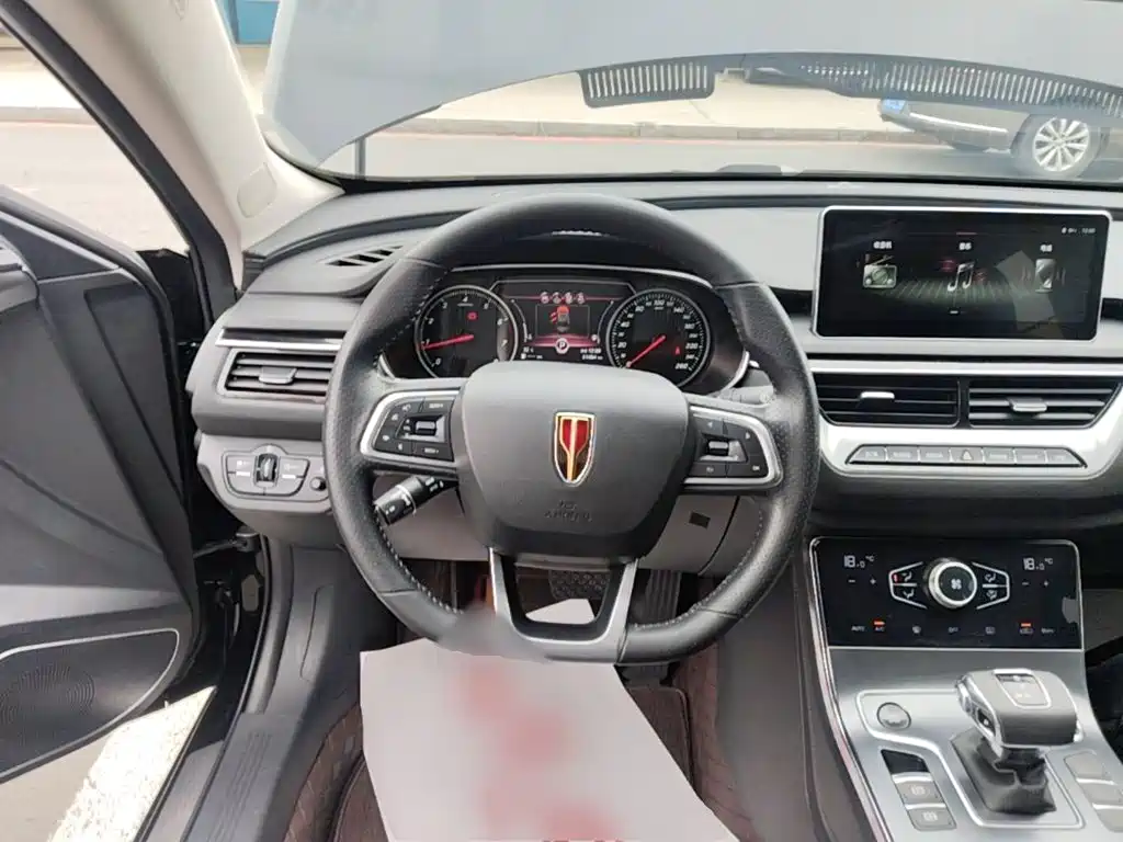 Hongqi Hongqi H5 — фото 11