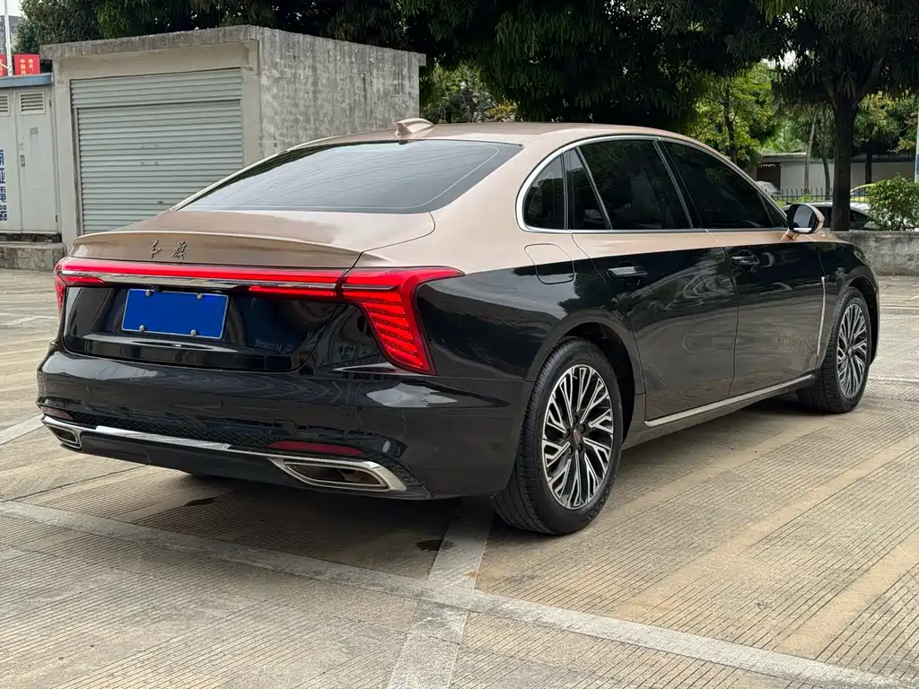 Hongqi Hongqi H5 — фото 12