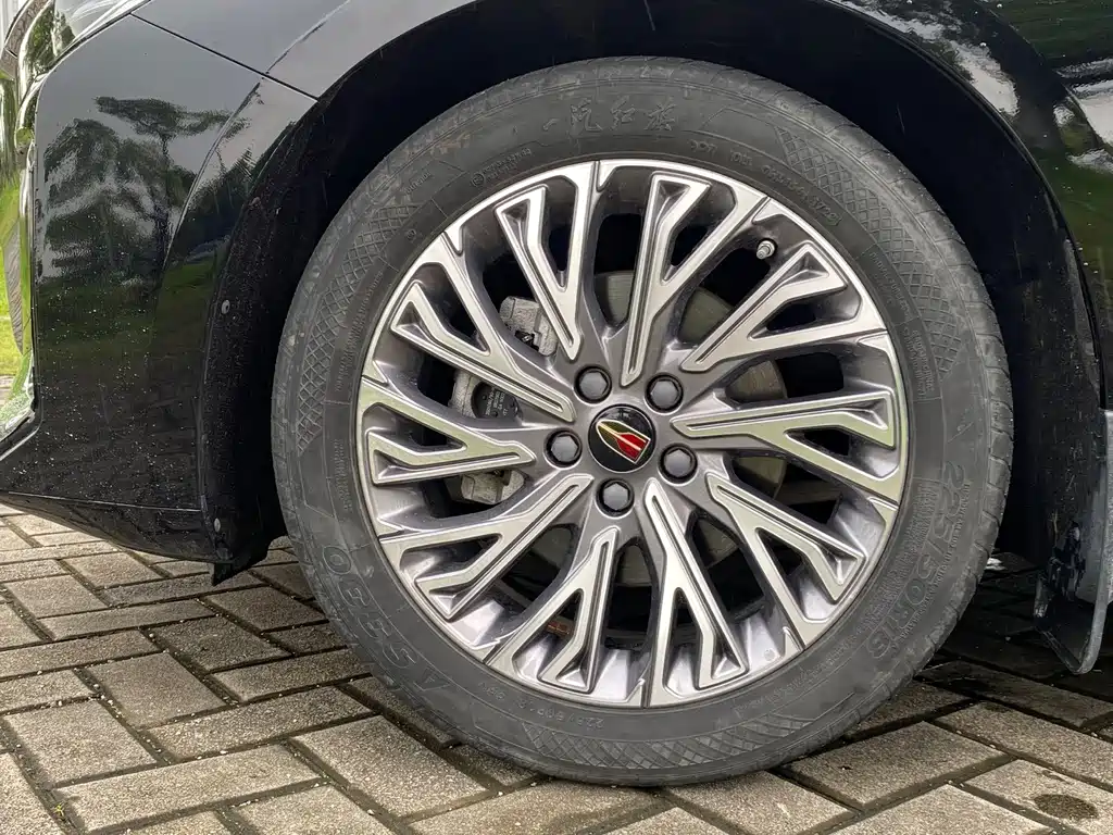 Hongqi Hongqi H5 — фото 25