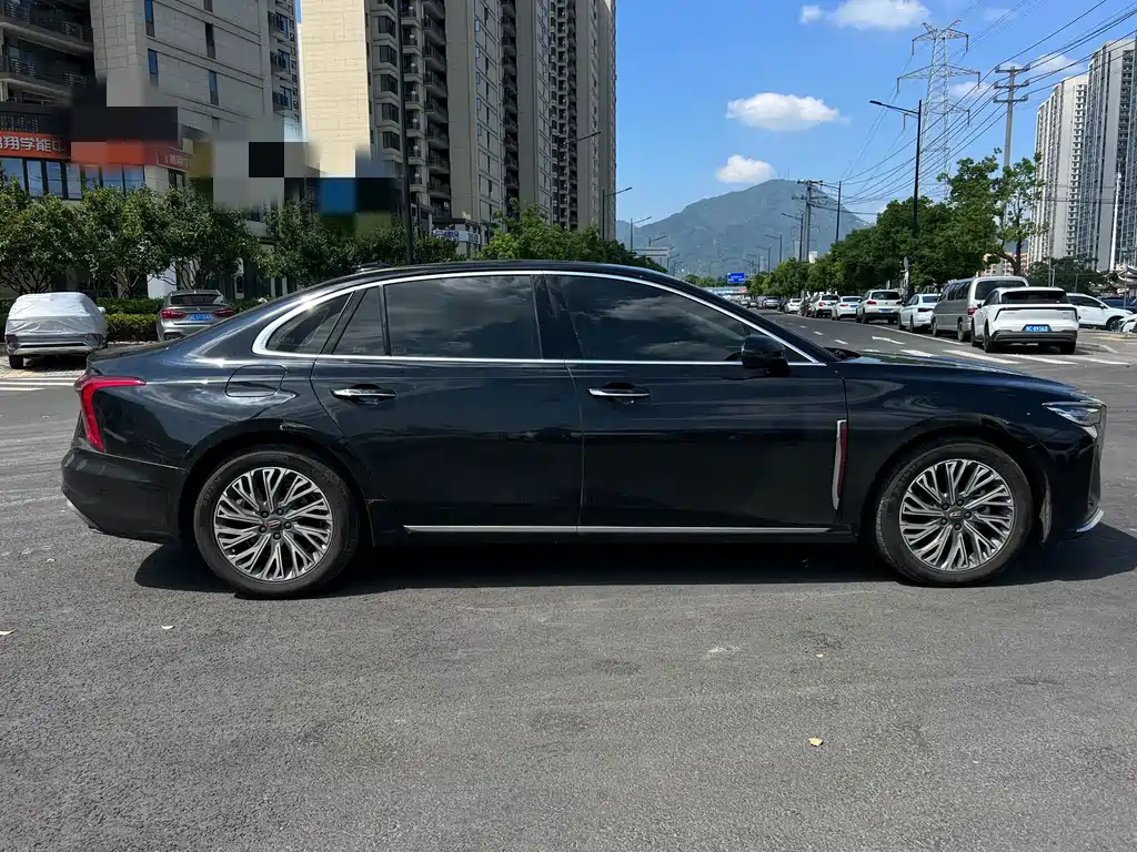 Hongqi Hongqi H5 — фото 11