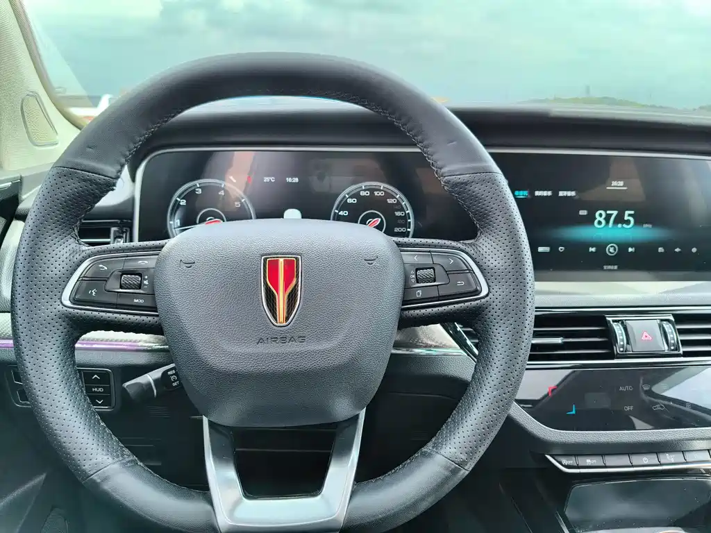 Hongqi Hongqi HS5 — фото 11