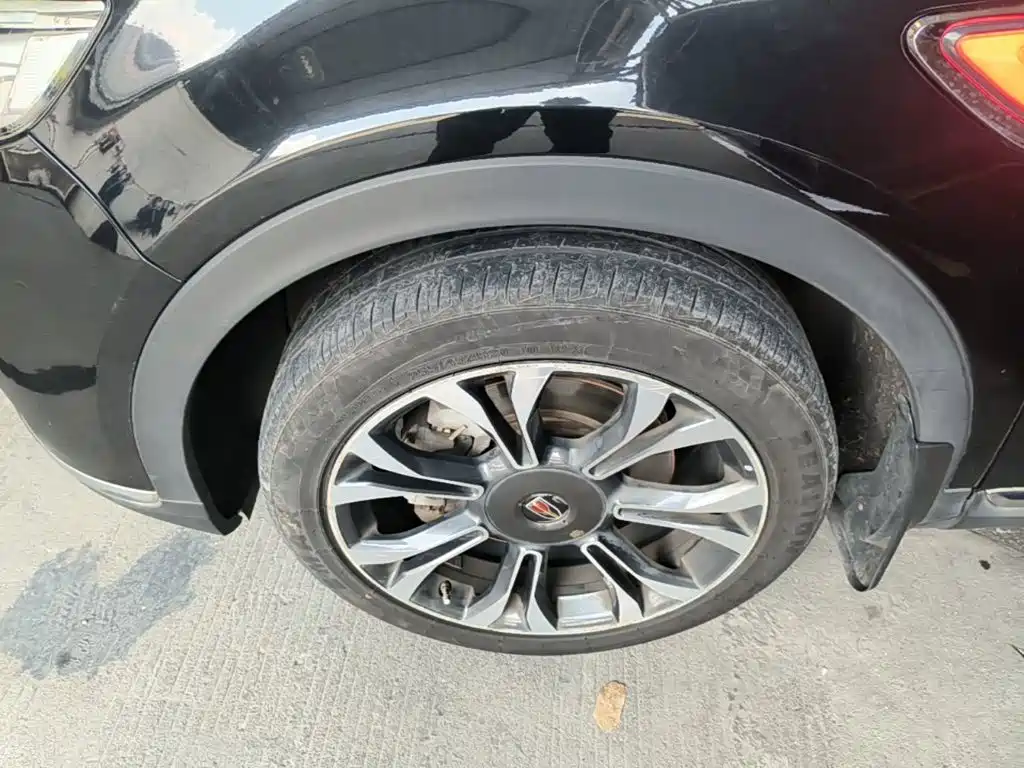 Hongqi Hongqi HS5 — фото 23