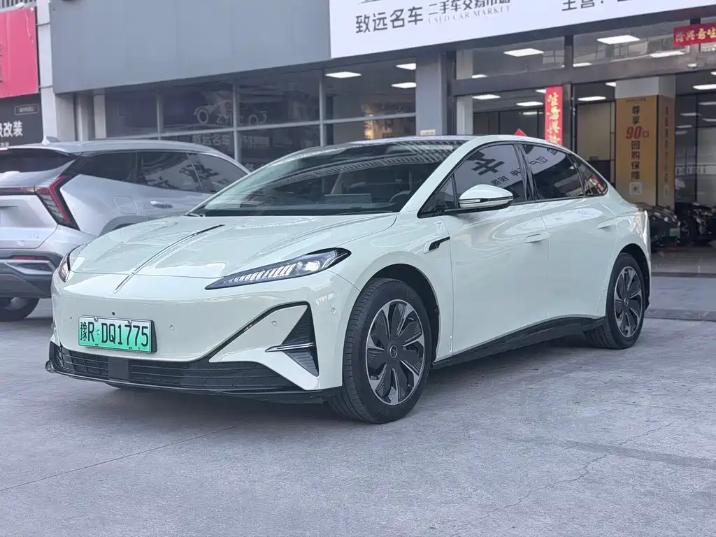 Hongqi Hongqi Tiangong 05