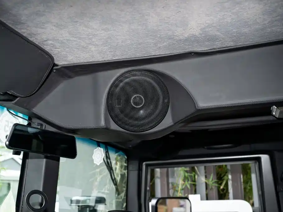 Hummer H2 — фото 19