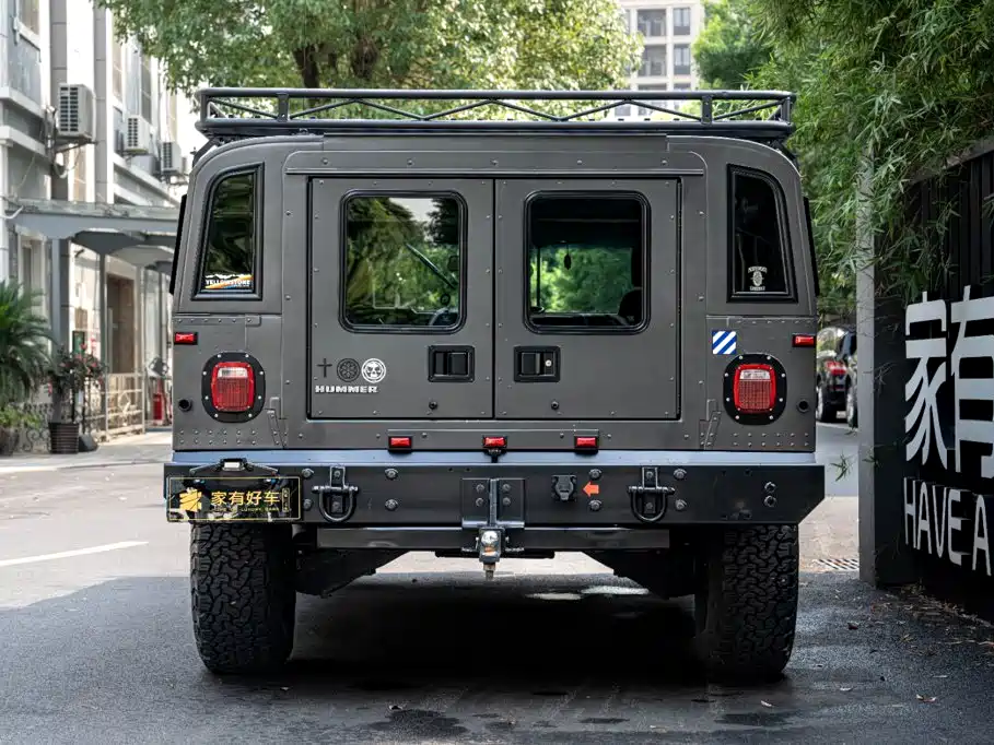 Hummer H2 — фото 5