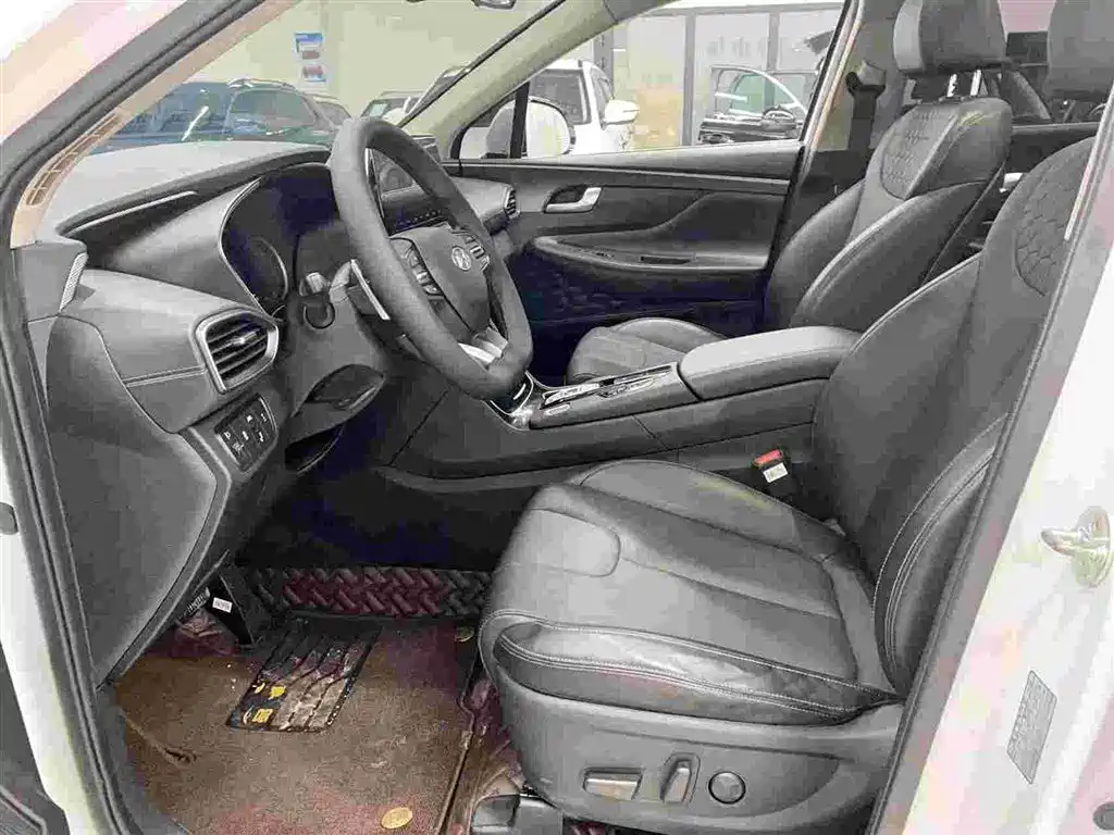 Hyundai Santa Fe — фото 8