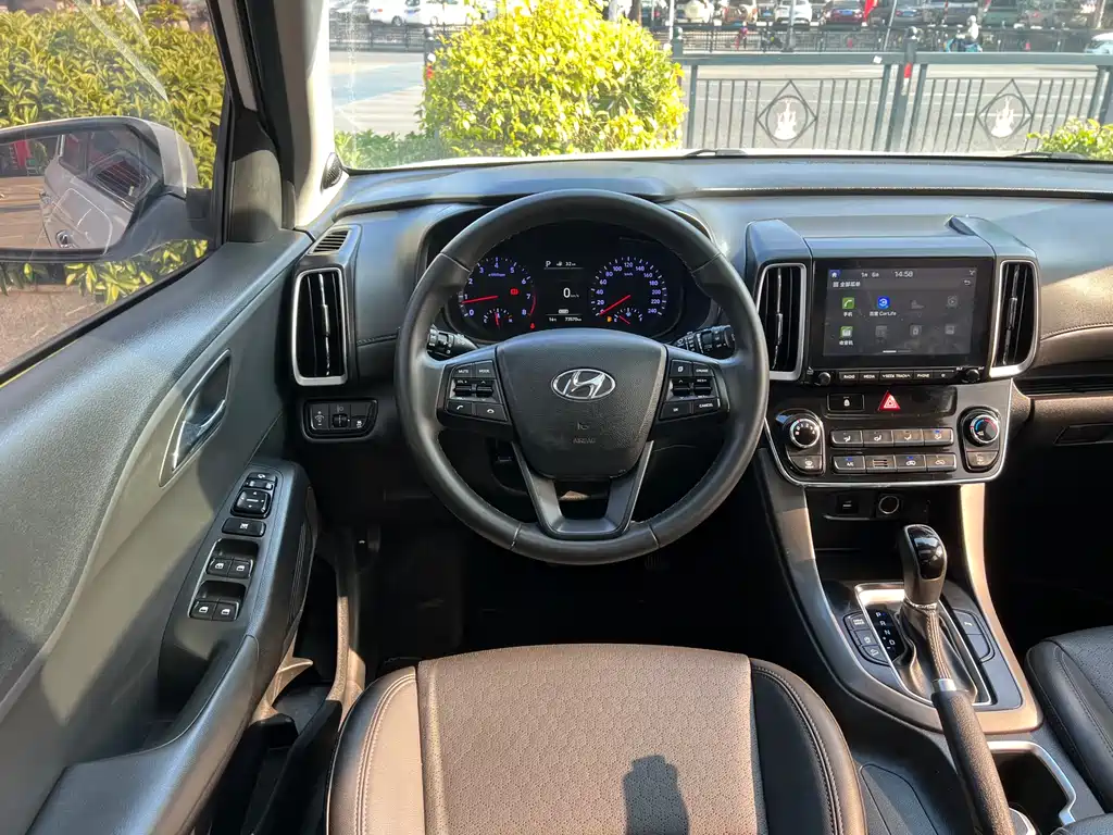 Hyundai ix35 — фото 10