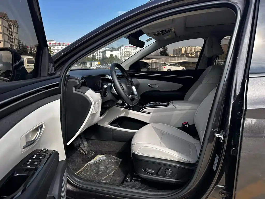 Hyundai Tucson — фото 4